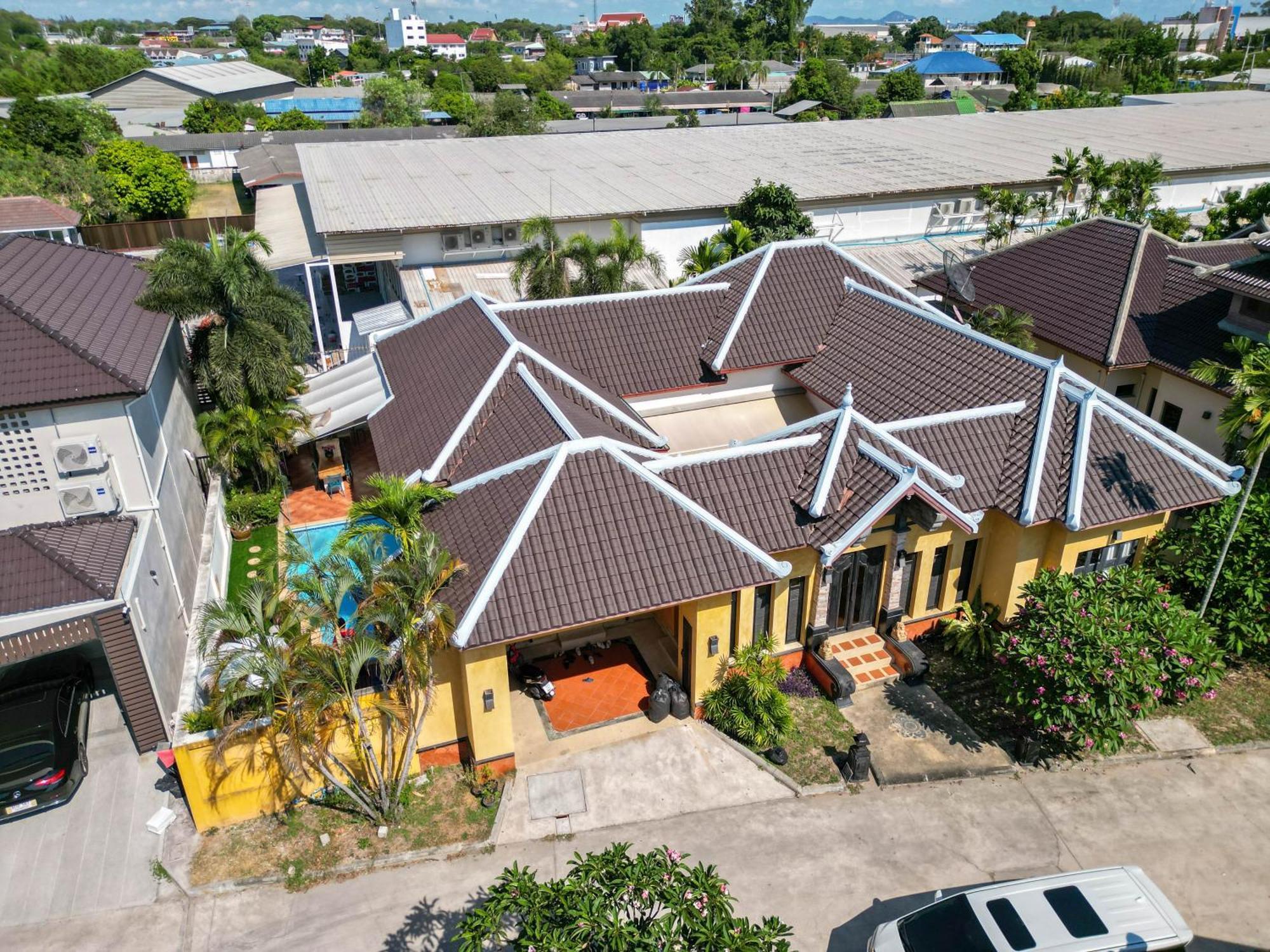 November T Pool Villa 2 Jomtien Beach Exterior photo