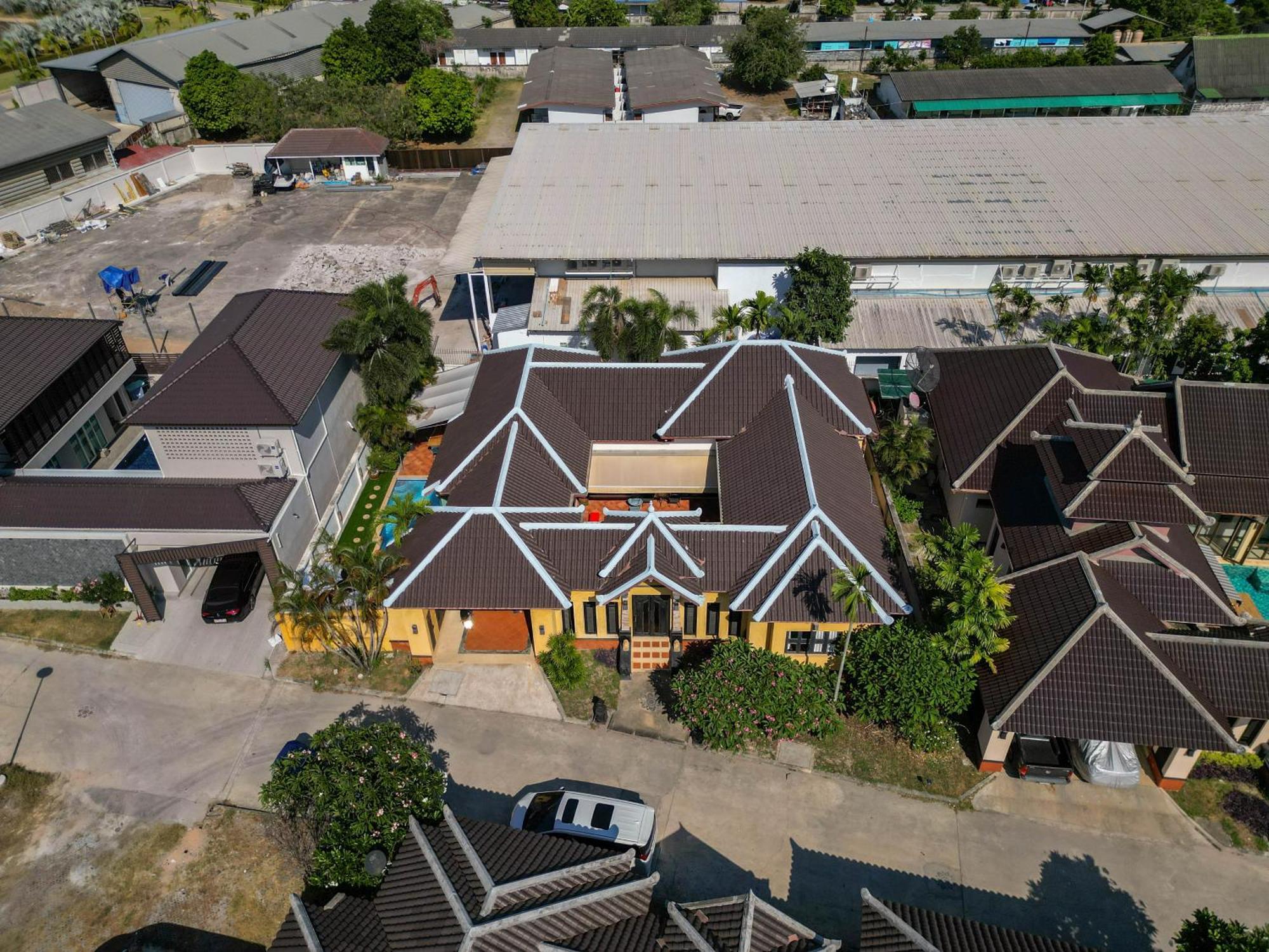 November T Pool Villa 2 Jomtien Beach Exterior photo