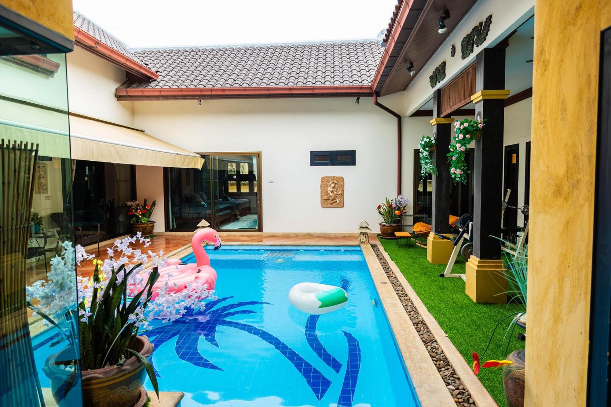 November T Pool Villa 2 Jomtien Beach Exterior photo